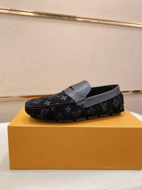 Picture of Louis Vuitton Shoes _SKULVsz38-44hnq110511825